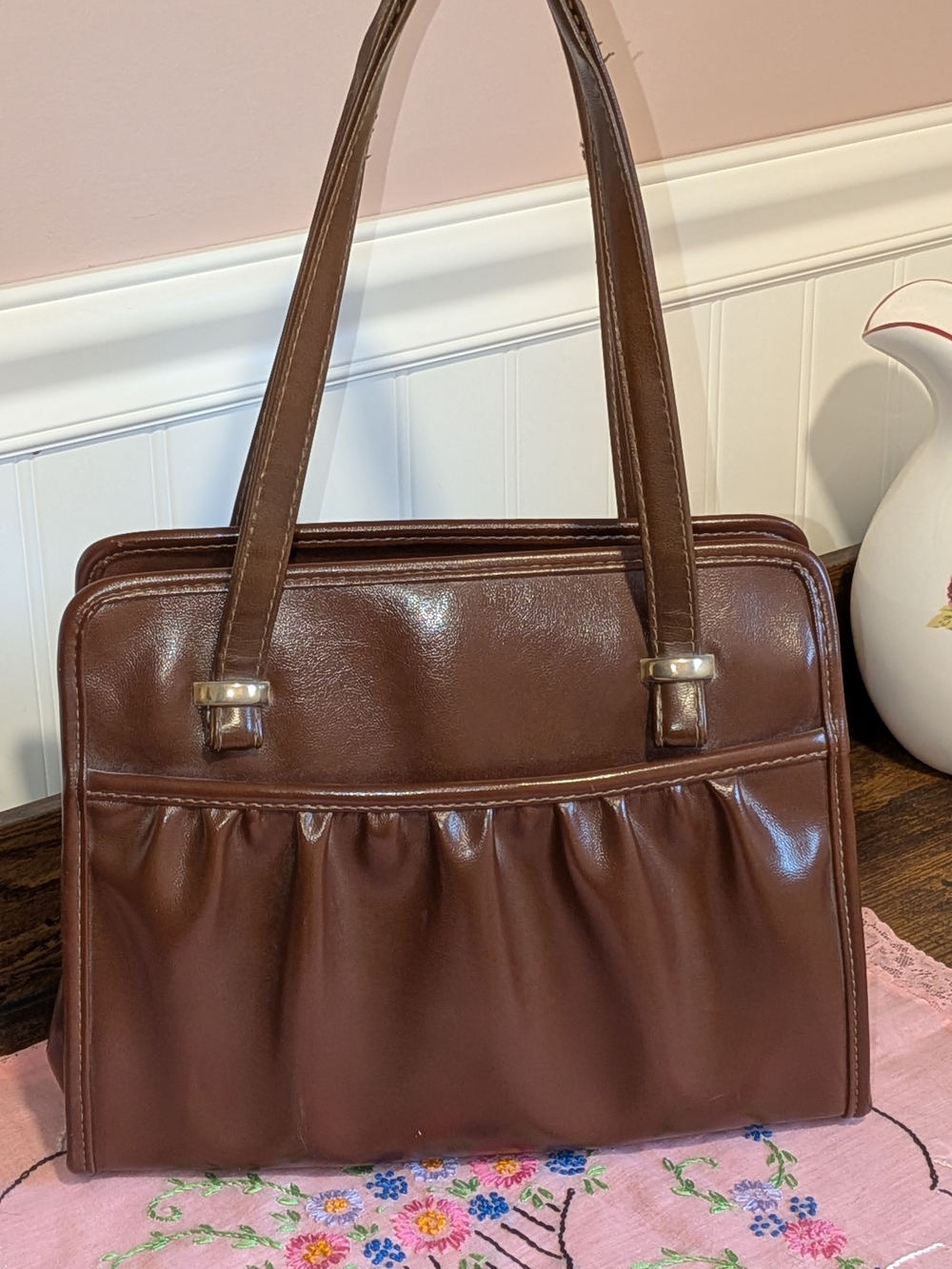 Vintage 70s Brown Structured Frame Handbag Gathered Pocket Purse